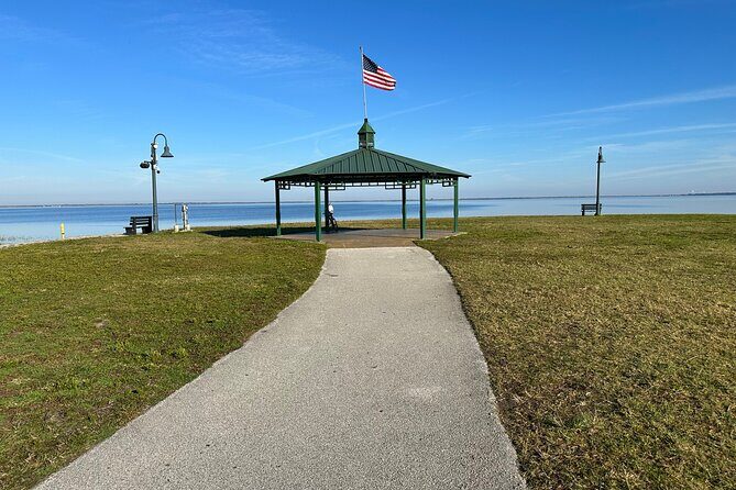 Epic 2-Hour Kissimmee E-Bike Adventure Awaits with Toho Bikes! - Downtown St. Cloud via the New 2024 Trail: Shops, Restaurants, and Pops Waffles