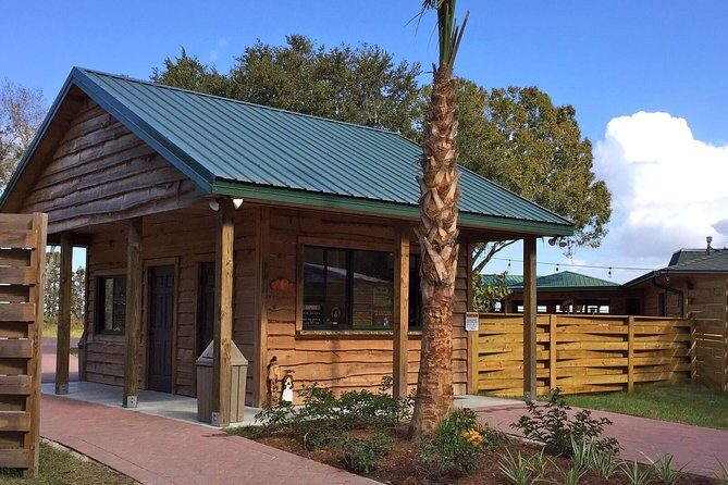 One-Hour Airboat Ride Near Orlando - Optional mining and on-site food: build your own extra time