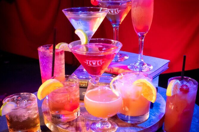Speakeasy Murder Mystery Dinner Show in Orlando - Dinner details: salad choices, herb-roasted chicken, and dessert with attitude